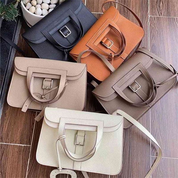 women luxurys designers bags 2021 factory saddle portable one slanting togo pattern commuter designer handbag handbags totes crossbody bag
women luxurys designers bags 2021 factory saddle portable one slanting togo pattern commuter designer handbag handbags totes crossbody bag