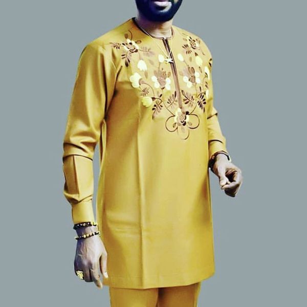 2021 new african men dashiki long sleeve shirt vintage floral print rich bazin man casual plus size male shirts africa traditional cxc3, White
2021 new african men dashiki long sleeve shirt vintage floral print rich bazin man casual plus size male shirts africa traditional cxc3, White