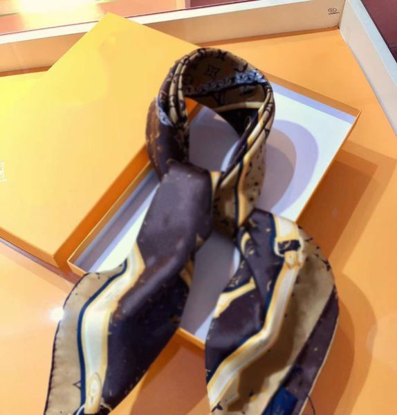 100% silk square, stylish and elegant, lady headscarf, classic luxury style, high-quality scarf, 90*90cm, Blue;gray
100% silk square, stylish and elegant, lady headscarf, classic luxury style, high-quality scarf, 90*90cm, Blue;gray