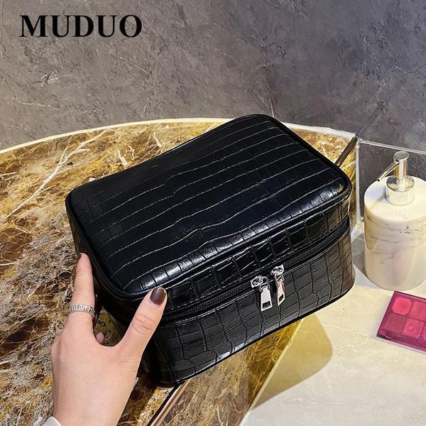 muduo women cosmetic bags pu leather travel handbag organizer makeup bag wash bags make up elegant beauticians cosmetics case
muduo women cosmetic bags pu leather travel handbag organizer makeup bag wash bags make up elegant beauticians cosmetics case