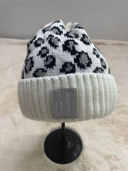 customs-made double layers beanies autumn winter leopard jacquard warm men women skull caps outdoor knitted hats, Blue;gray
customs-made double layers beanies autumn winter leopard jacquard warm men women skull caps outdoor knitted hats, Blue;gray