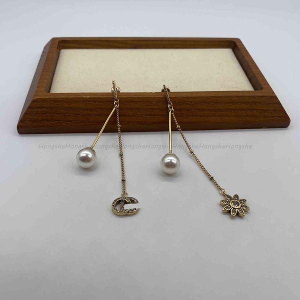 factory specials aa old new chrysanthemum bee long tassel for women letter pearl strawberry personalized earrings vr6x, Golden
factory specials aa old new chrysanthemum bee long tassel for women letter pearl strawberry personalized earrings vr6x, Golden