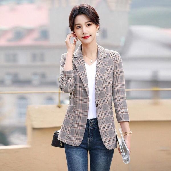 women's suits & blazers office ladies notched collar plaid women blazer single button autumn jacket 2021 spring casual pockets female c, White;black
women's suits & blazers office ladies notched collar plaid women blazer single button autumn jacket 2021 spring casual pockets female c, White;black