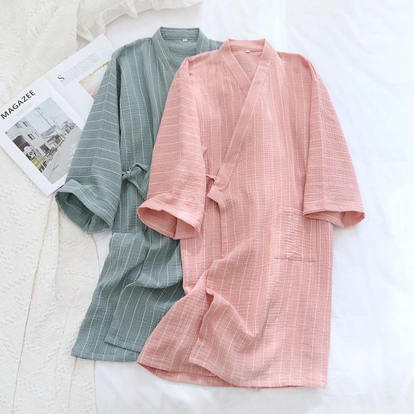 women's sleepwear spring/summer couples nightgown pure cotton crepe japanese kimono robes men / women stripe thin comfy spa homewear ba, Black;red
women's sleepwear spring/summer couples nightgown pure cotton crepe japanese kimono robes men / women stripe thin comfy spa homewear ba, Black;red