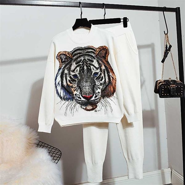 knitwear 2 piece suits spring autumn women fashion beading old tiger warm sweater + loose trousers knitted sets 211106, White
knitwear 2 piece suits spring autumn women fashion beading old tiger warm sweater + loose trousers knitted sets 211106, White