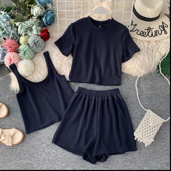 2021 new summer fashion 3 piece set women solid casual short set camisole and t shirt and broad legged shorts ladies suit, Gray
2021 new summer fashion 3 piece set women solid casual short set camisole and t shirt and broad legged shorts ladies suit, Gray