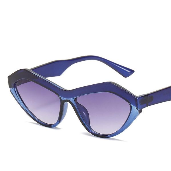 sunglasses 2021 retro cat's eye women's trend versatile irregular polygon outdoor sunscreen glasses, White;black
sunglasses 2021 retro cat's eye women's trend versatile irregular polygon outdoor sunscreen glasses, White;black