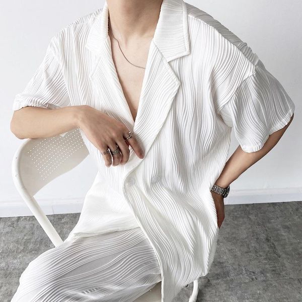 men's casual shirts notched collar shirt 2021 summer personality black white short sleeve korean trend, White;black
men's casual shirts notched collar shirt 2021 summer personality black white short sleeve korean trend, White;black