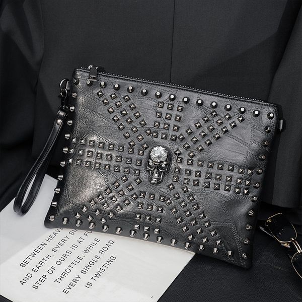 designer men's shoulder bag cluth purse fashion rivets men handbags luxury clutch bag business wallet with hand strap
designer men's shoulder bag cluth purse fashion rivets men handbags luxury clutch bag business wallet with hand strap
