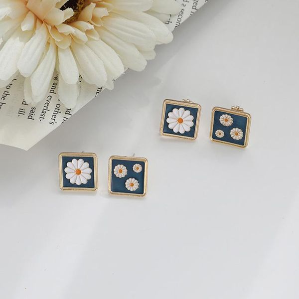 stud 1 pair korean daisy yellow sun flower earrings girl drop jewelry summer trendy plant for girls, Golden;silver
stud 1 pair korean daisy yellow sun flower earrings girl drop jewelry summer trendy plant for girls, Golden;silver