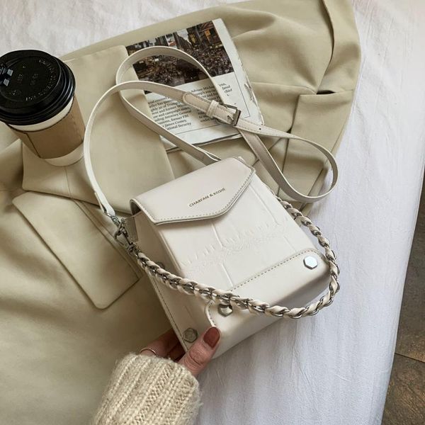 cross body swdf fashion small square bag 2021 winter messenger mini mobile phone casual shoulder handbag
cross body swdf fashion small square bag 2021 winter messenger mini mobile phone casual shoulder handbag