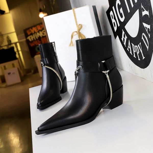 boots bigtree fashion pu metal chain decoratio women's high winter square heel soft leather thick bottom zipper wedding party, Black
boots bigtree fashion pu metal chain decoratio women's high winter square heel soft leather thick bottom zipper wedding party, Black