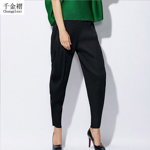 high-end women's fashions miyak plissado folds project elastic waist harem pants plus size 71ej, Black;white
high-end women's fashions miyak plissado folds project elastic waist harem pants plus size 71ej, Black;white