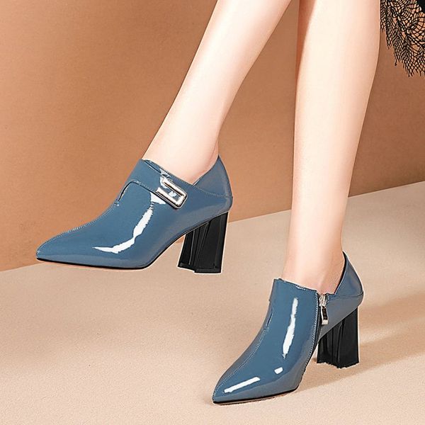 2022 women pumps genuine leather lady shoes pointed toe dress party high heels cow leather girls platform pumps, Black
2022 women pumps genuine leather lady shoes pointed toe dress party high heels cow leather girls platform pumps, Black