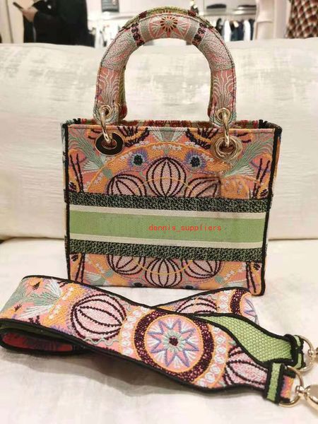 elegance lady d-lite bag fully embroidered totes travel shoulder bag large capacityshopping bag female handmade double-sided retro embroider
elegance lady d-lite bag fully embroidered totes travel shoulder bag large capacityshopping bag female handmade double-sided retro embroider