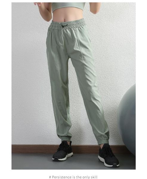 yoga outfits women fitness thin sweatpants straight-leg casual loose bunch of foot closing in speed dry running training, White;red
yoga outfits women fitness thin sweatpants straight-leg casual loose bunch of foot closing in speed dry running training, White;red