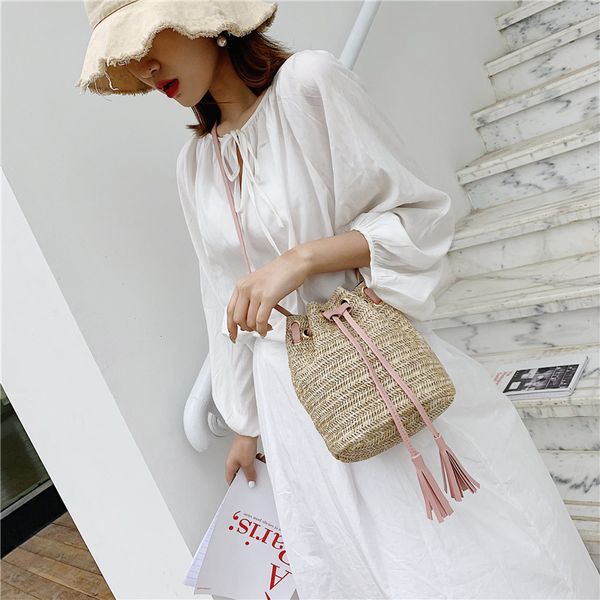new handbags south korea official website the same one shoulder straw ins summer 2021 shuangliusu bucket bag messenger women's factory
new handbags south korea official website the same one shoulder straw ins summer 2021 shuangliusu bucket bag messenger women's factory