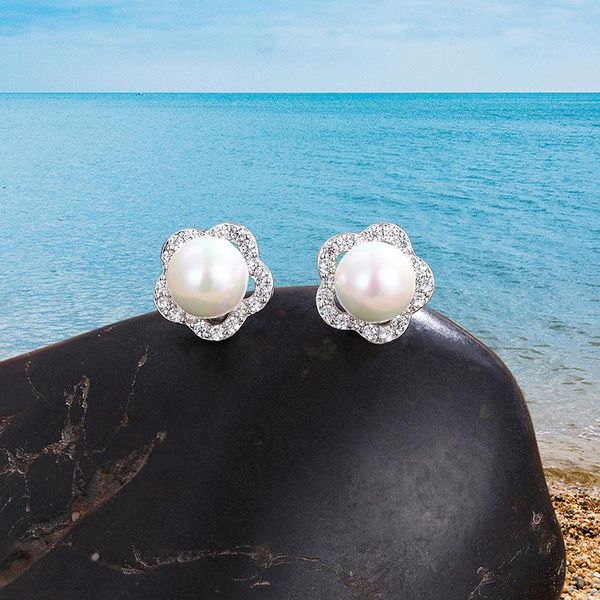 stud fashion geometric zirconia fancy crystal flower pearl earrings women's girls jewelry valentine's day gift, Golden;silver
stud fashion geometric zirconia fancy crystal flower pearl earrings women's girls jewelry valentine's day gift, Golden;silver