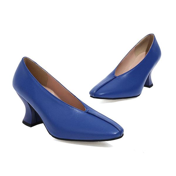 dress shoes all melody design luxury women pumps retro about 7cm high thin heel black green spring autumn summer square toe big size 43
dress shoes all melody design luxury women pumps retro about 7cm high thin heel black green spring autumn summer square toe big size 43