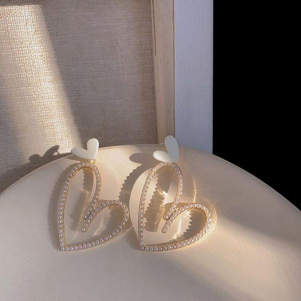 stud korean version of simple fashion exaggerated love pearl earrings without losing sweet long women, Golden;silver
stud korean version of simple fashion exaggerated love pearl earrings without losing sweet long women, Golden;silver