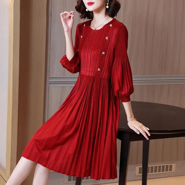 casual dresses high end pleated red slim dress mom autumn 2021 style foreign large women's fashion a-line, Black;gray