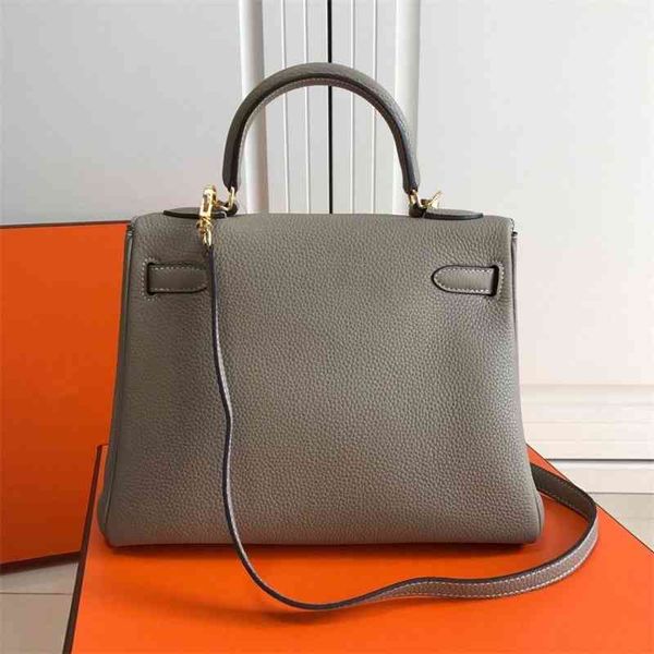 women luxurys designers bags 2021 ladies first layer cowhide lychee pattern simple fashion one-sh designer handbag handbags totes crossbody
women luxurys designers bags 2021 ladies first layer cowhide lychee pattern simple fashion one-sh designer handbag handbags totes crossbody