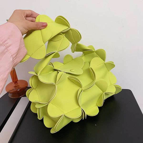 evening bags luxury underarm bag 2021 summer high-quality pu leather women's designer handbag flowers shoulder messenger
evening bags luxury underarm bag 2021 summer high-quality pu leather women's designer handbag flowers shoulder messenger