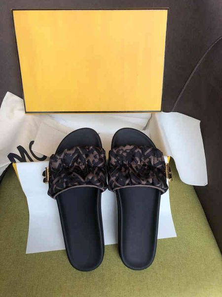 slippers banded sandals signature slippers slides beach women baguette 100% real leather with box size 35-42 n07v, Black
slippers banded sandals signature slippers slides beach women baguette 100% real leather with box size 35-42 n07v, Black