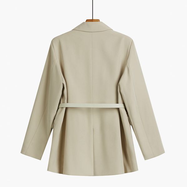 2021 spring female office lady notched collar blazer coat double breasted loose solid color minimalist suit with belt8y152, Black;brown
2021 spring female office lady notched collar blazer coat double breasted loose solid color minimalist suit with belt8y152, Black;brown