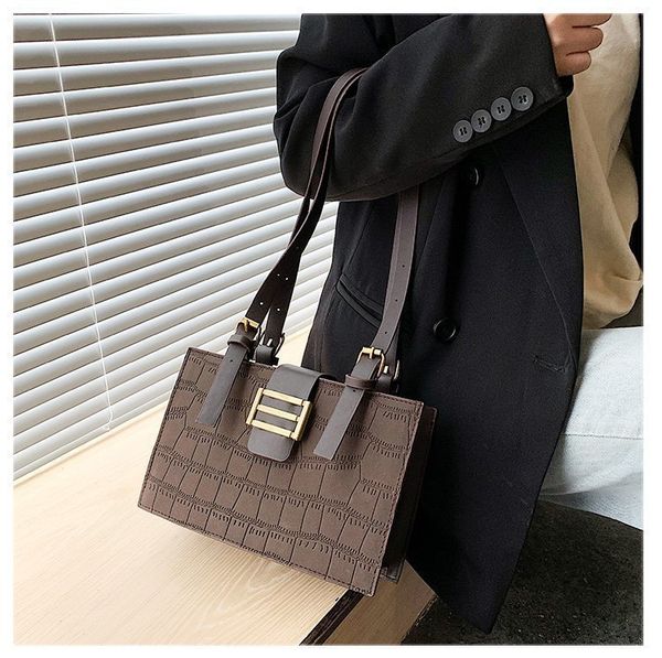 bag women's autumn and winter new version high-capacity square bag double shoulder belt commuter single shoulder handbag outlet black f
bag women's autumn and winter new version high-capacity square bag double shoulder belt commuter single shoulder handbag outlet black f