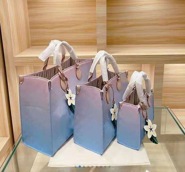 fashion tote bag luxury designer onthe alphanumeric pool print gradient ocean beach shopping bags men and women collision color large volume
fashion tote bag luxury designer onthe alphanumeric pool print gradient ocean beach shopping bags men and women collision color large volume