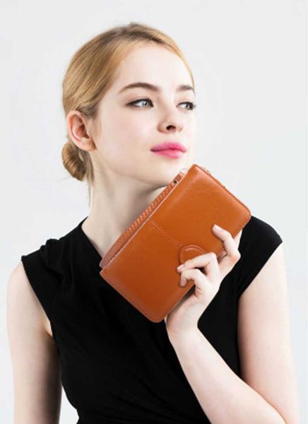 wallets 2021 long women's wallet oil wax bag large capacity mobile phone zipper buckle clutch card handbag girl, Red;black
wallets 2021 long women's wallet oil wax bag large capacity mobile phone zipper buckle clutch card handbag girl, Red;black