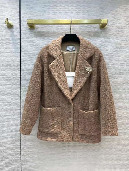2021 autumn winter women's jackets lapel neck long sleeve luxury coats designer outerwear brand same style clothing 1108-30, Black;brown
2021 autumn winter women's jackets lapel neck long sleeve luxury coats designer outerwear brand same style clothing 1108-30, Black;brown