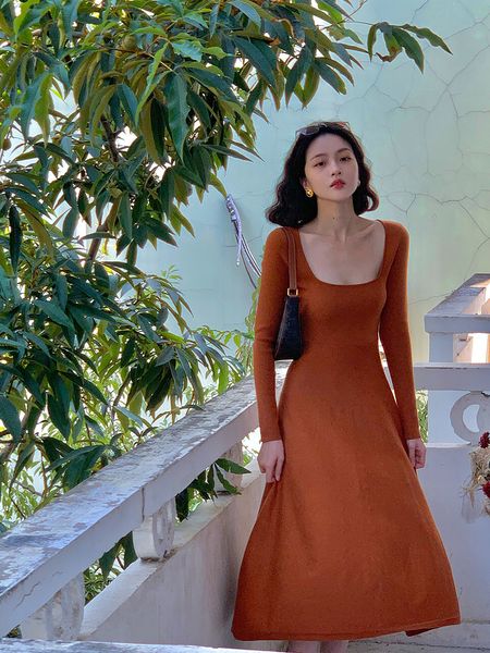 2021 new elegant long sleeve sweater women knit autumn winter female slim a-line casual vintage popb, Black;gray
2021 new elegant long sleeve sweater women knit autumn winter female slim a-line casual vintage popb, Black;gray