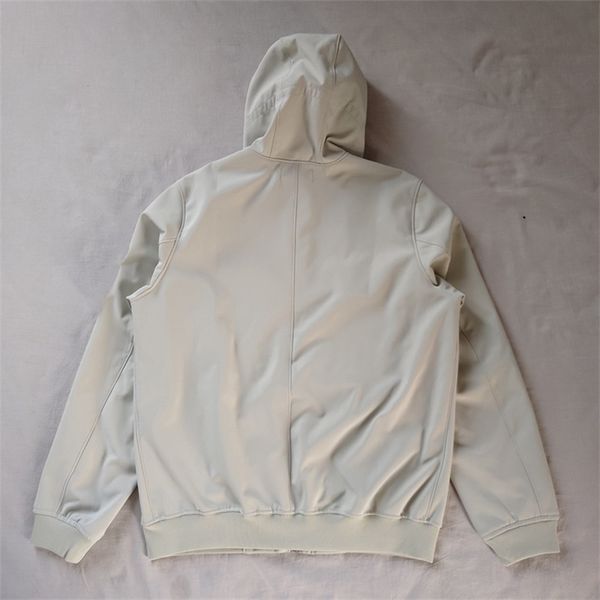 19fw q0222 soft shell-r jacket fashional autumn winter jackets light designer mens jacket fashion sweater s-3xl, Black;brown
19fw q0222 soft shell-r jacket fashional autumn winter jackets light designer mens jacket fashion sweater s-3xl, Black;brown
