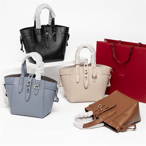 evening bags 219# 17cm genuine real leather fashion lady handle luxury woman handbags women messenger
evening bags 219# 17cm genuine real leather fashion lady handle luxury woman handbags women messenger