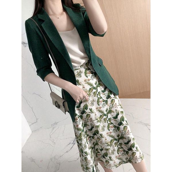 spring 2021 new green cotton small suit + chiffon skirt floral from two female tender pieces thin temperament define lady w23 vur3, Black
spring 2021 new green cotton small suit + chiffon skirt floral from two female tender pieces thin temperament define lady w23 vur3, Black