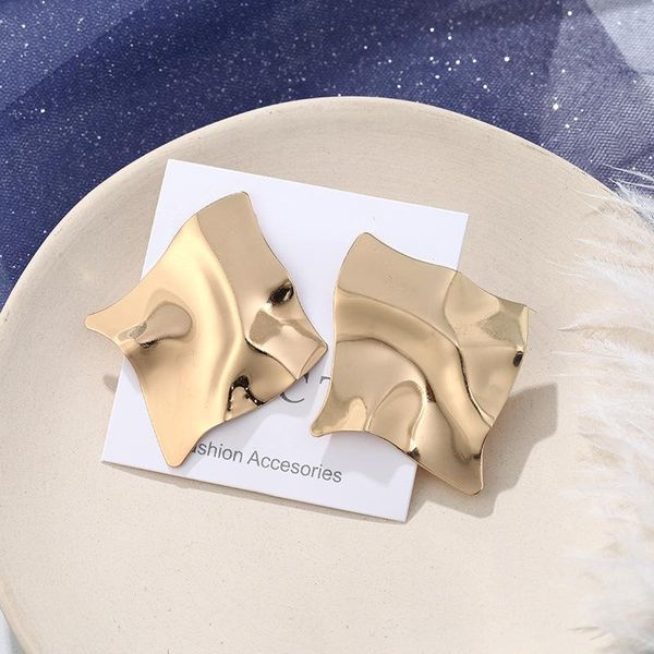 stud european and american personality trend metal texture folds exaggerated geometric earrings concave convex irregular, Golden;silver
stud european and american personality trend metal texture folds exaggerated geometric earrings concave convex irregular, Golden;silver