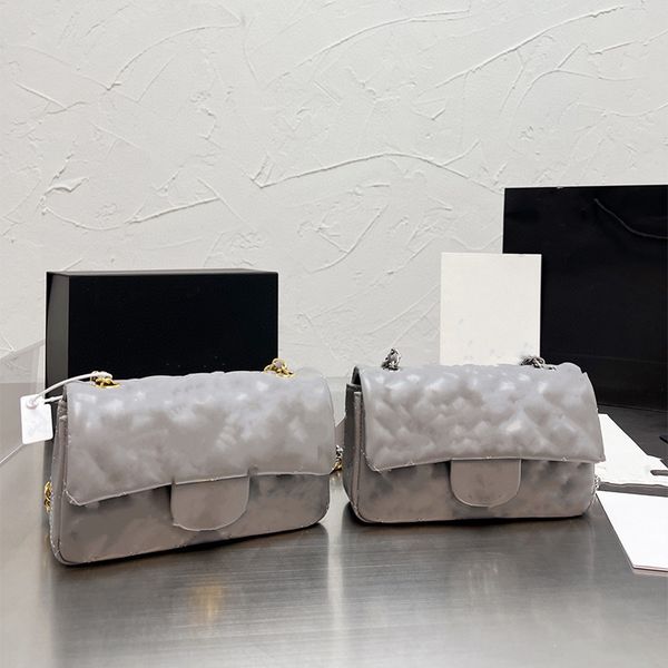 french classic flap flap chain shoulder bags famous designer big-brand leather rhombus plaid quilted luxury handbag large capacity 20cm wall
french classic flap flap chain shoulder bags famous designer big-brand leather rhombus plaid quilted luxury handbag large capacity 20cm wall