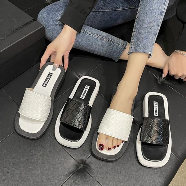 slippers house platform low shoes slides fashion slipers women summer luxury soft 2021 flat rubber basic pu slipper, Black
slippers house platform low shoes slides fashion slipers women summer luxury soft 2021 flat rubber basic pu slipper, Black