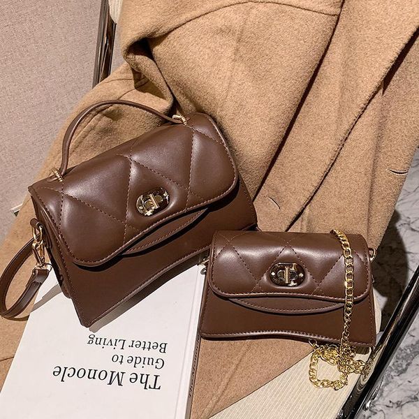 net red retro small bag female bag 2021 new trendy fashion portable small square texture ins single shoulder messenger
net red retro small bag female bag 2021 new trendy fashion portable small square texture ins single shoulder messenger