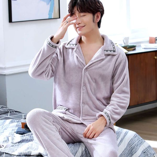 autumn and winter cardigan long sleeve thickened plush lapel coral velvet suit pajamas men can flannel home wear, Black;brown
autumn and winter cardigan long sleeve thickened plush lapel coral velvet suit pajamas men can flannel home wear, Black;brown