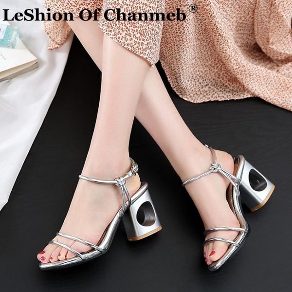 sandals leshion of chanmeb fashion women hollow cut out high block heels silver gold woman narrow band gladiator sandal shoes 45, Black
sandals leshion of chanmeb fashion women hollow cut out high block heels silver gold woman narrow band gladiator sandal shoes 45, Black