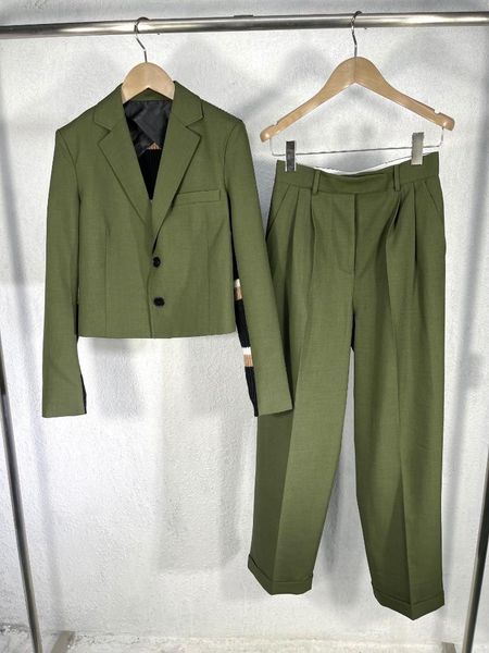 women's two piece pants 2021 women fashion suit short jacket + casual trousers 2-piece 0813, White
women's two piece pants 2021 women fashion suit short jacket + casual trousers 2-piece 0813, White