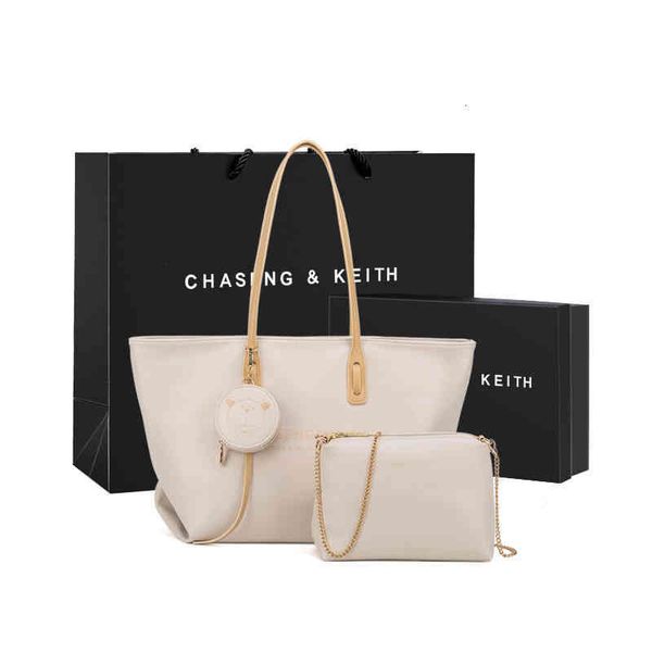 handbags bags female 2021 autumn winter net red large capacity mother and son bag versatile one shoulder portable tote, Black;red
handbags bags female 2021 autumn winter net red large capacity mother and son bag versatile one shoulder portable tote, Black;red
