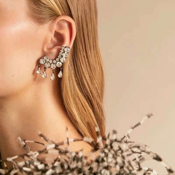 hbp fashion fashionable and beautiful, smart water drop arc earrings, earrings, Silver
hbp fashion fashionable and beautiful, smart water drop arc earrings, earrings, Silver