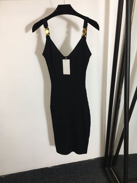 802 2021 runway dress spring summer dress brand same style empire sleeveless spaghetti strap black flora print fashion sani
802 2021 runway dress spring summer dress brand same style empire sleeveless spaghetti strap black flora print fashion sani