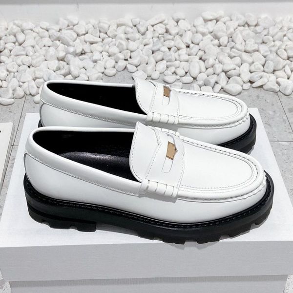 designer shoes margaret ladies' temperament chain loafers. simple versatile luxury dress casual tassel loafers platform martin shoe, Black
designer shoes margaret ladies' temperament chain loafers. simple versatile luxury dress casual tassel loafers platform martin shoe, Black