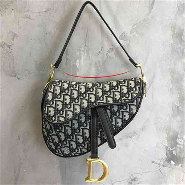 christian d-shaped saddle net canvas embroidery star same one shoulder slant cross portable women's uyrh luxuryss yw designer handbag b
christian d-shaped saddle net canvas embroidery star same one shoulder slant cross portable women's uyrh luxuryss yw designer handbag b