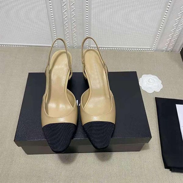 dress shoes summer classic color matching mix and match thick heel side empty toe cap sandals fashion leather handmade women's 40s, Black
dress shoes summer classic color matching mix and match thick heel side empty toe cap sandals fashion leather handmade women's 40s, Black